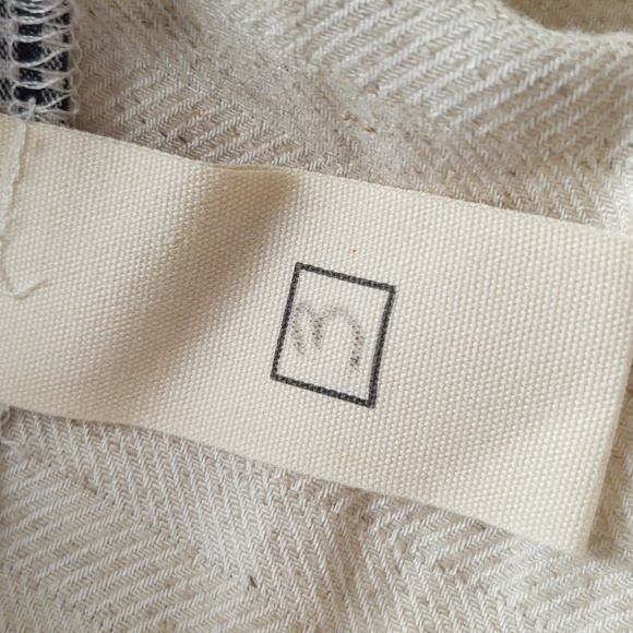 La Reunion Studio Wrap Dress - Picture 11 of 13